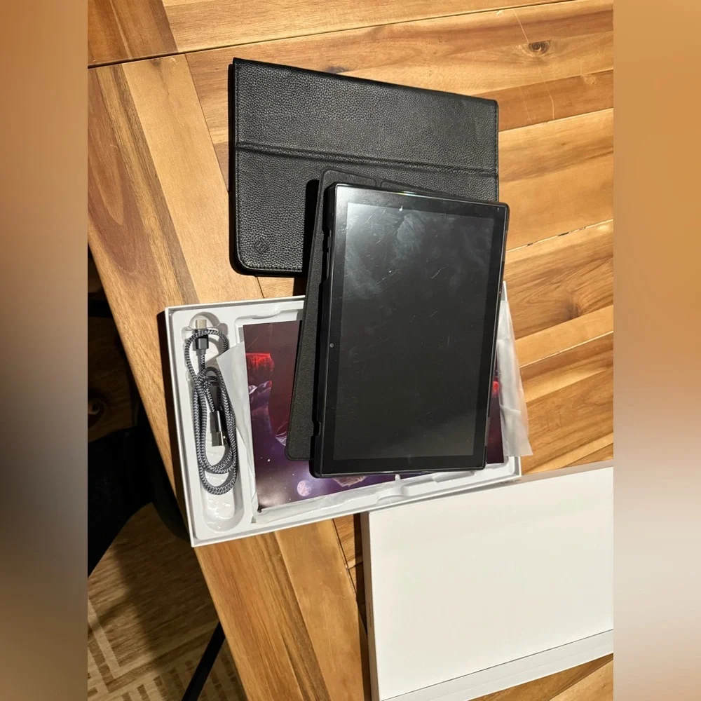 Android go table w/ case